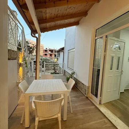 Atlantis Apartament's 2 Sarande